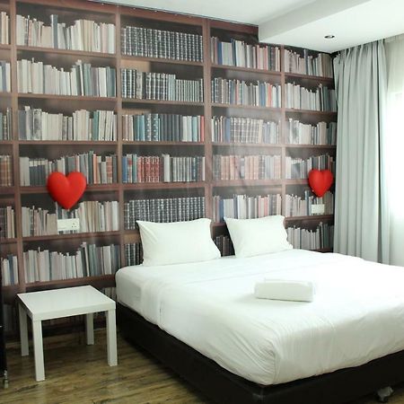 วี การ์เดน โฮเต็ล Hotel กัวลาลัมเปอร์ ภายนอก รูปภาพ